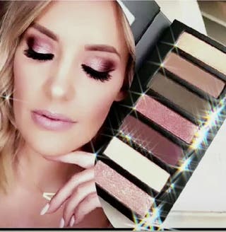 Eyeshadow pallette