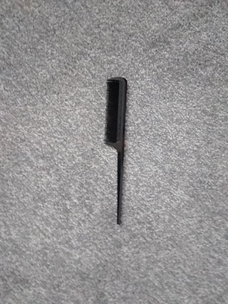 Fine racktail comb