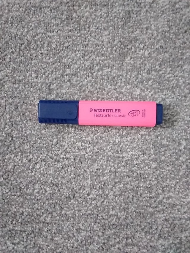highlighter pen