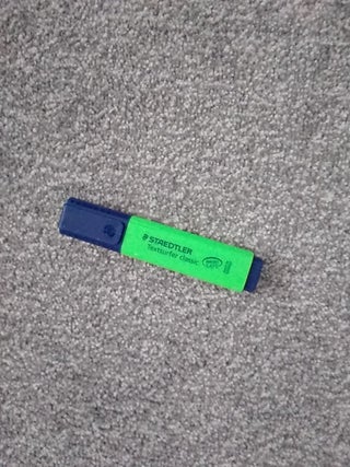 highlighter pen