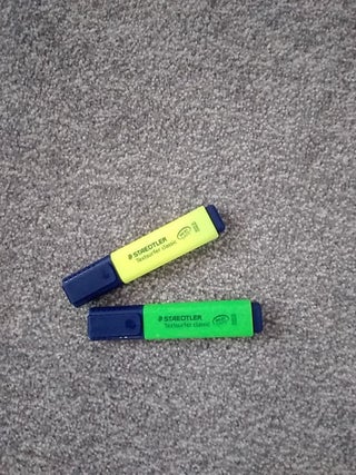 highlighter pen