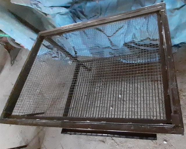 JAULA PARA GALLINAS