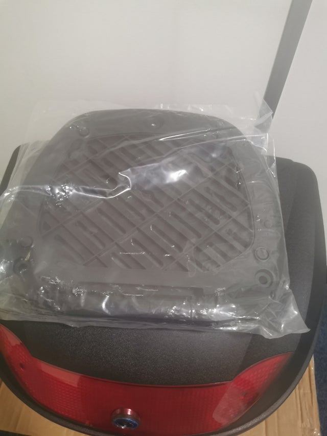 motorcycle top box