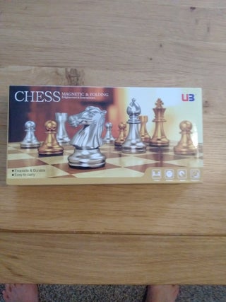 magnetic chess set