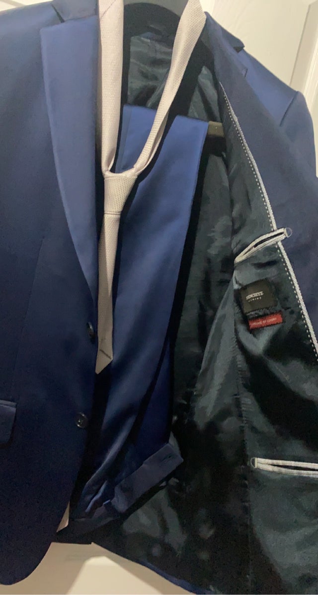 Frencheye mens suit