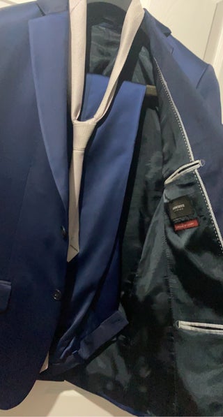 Frencheye mens suit