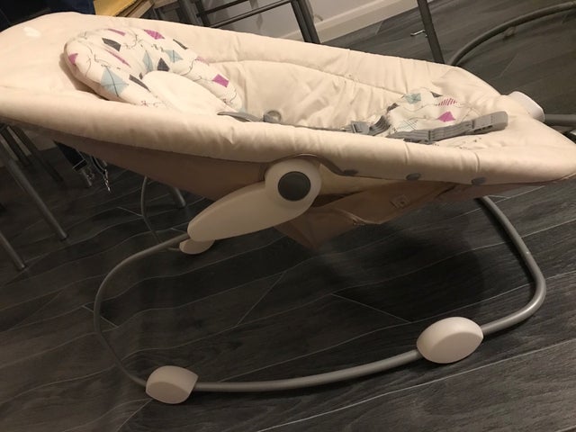 Baby bouncer