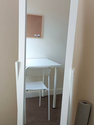 Standing mirror