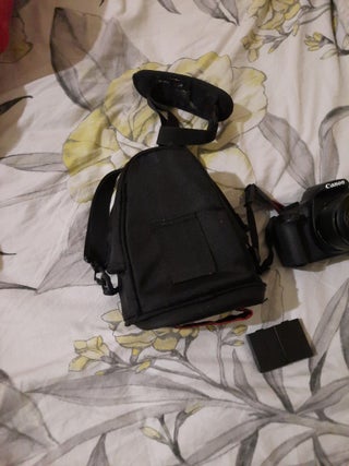 CANON 1300D