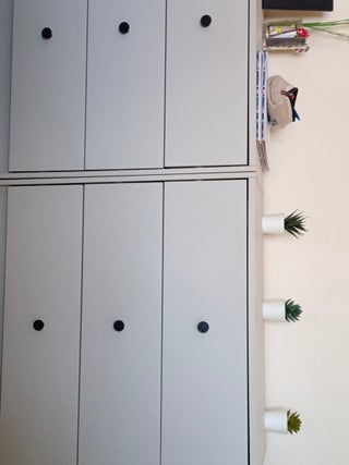 Chest of drawers