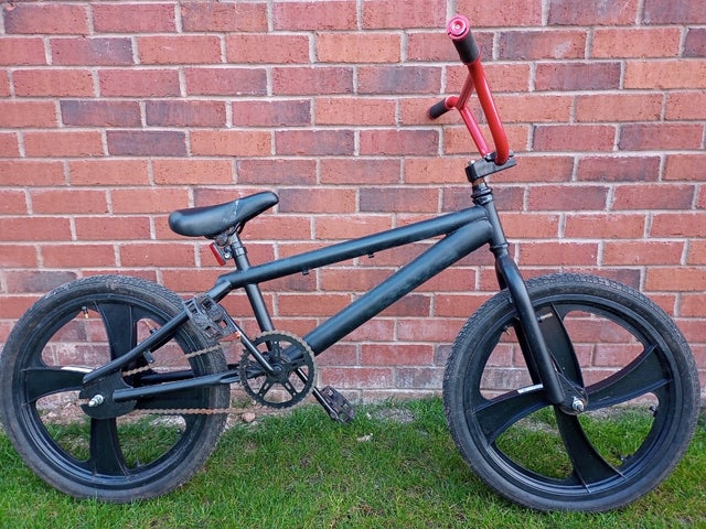 Black Stunt Bike