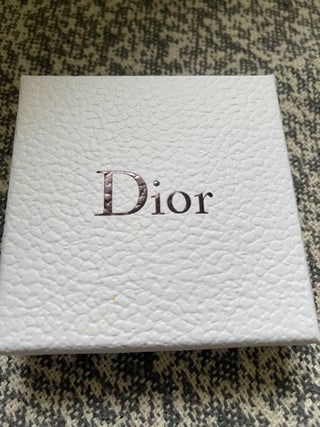 Dior choker